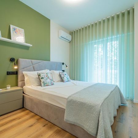 Casa Flores - 2 Bedroom, Lift, Ac, Car Parking - Extra Порту Экстерьер фото