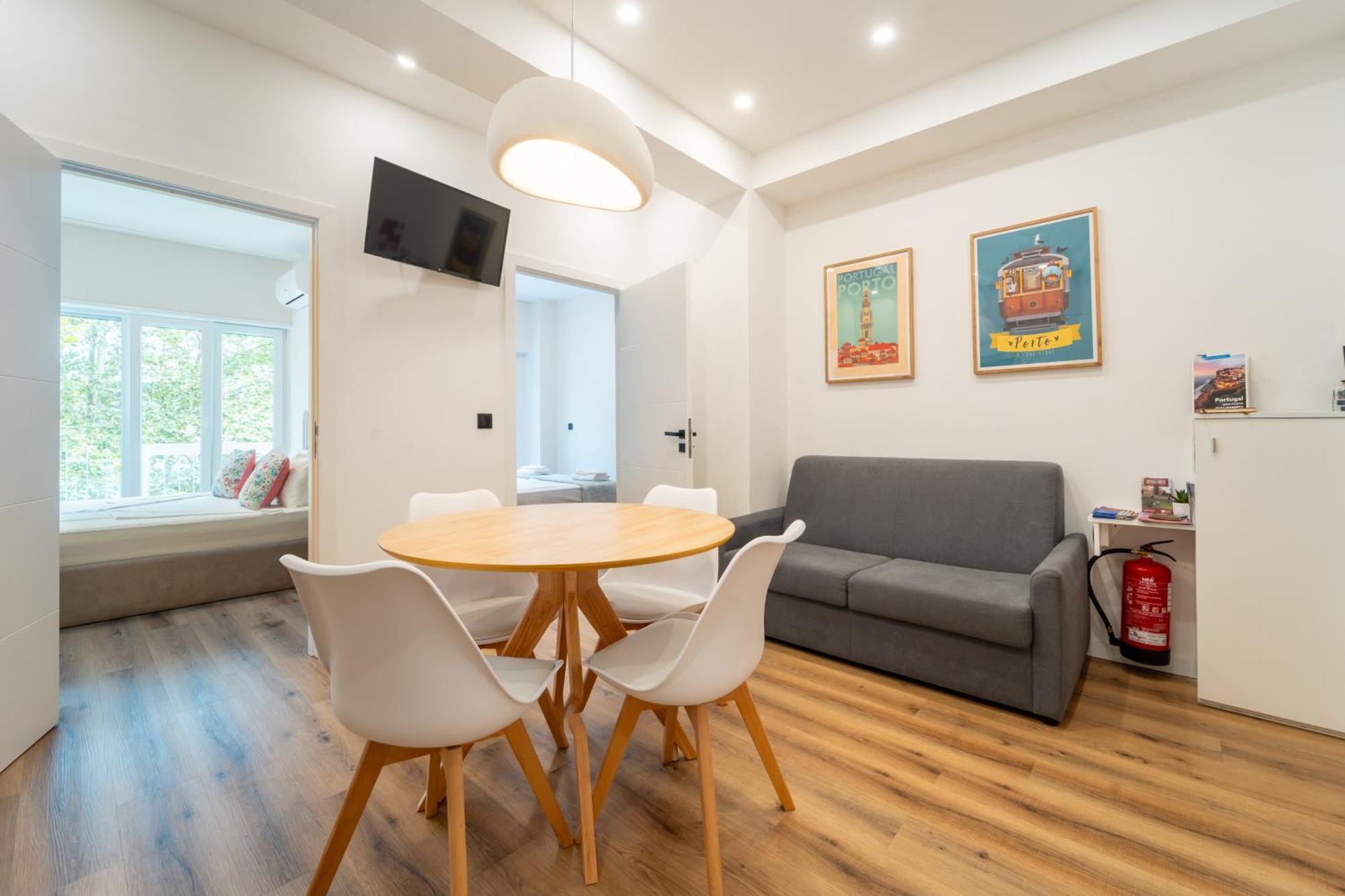 Casa Flores - 2 Bedroom, Lift, Ac, Car Parking - Extra Порту Экстерьер фото